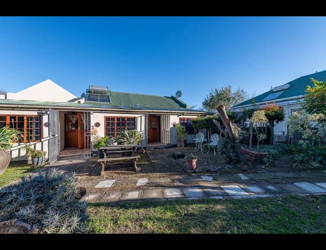 4 BEDROOM CLUSTER FOR SALE IN RIVIERSONDEREND